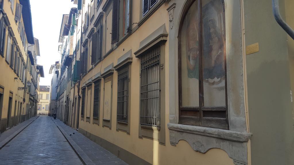 Novella White Florença Exterior foto